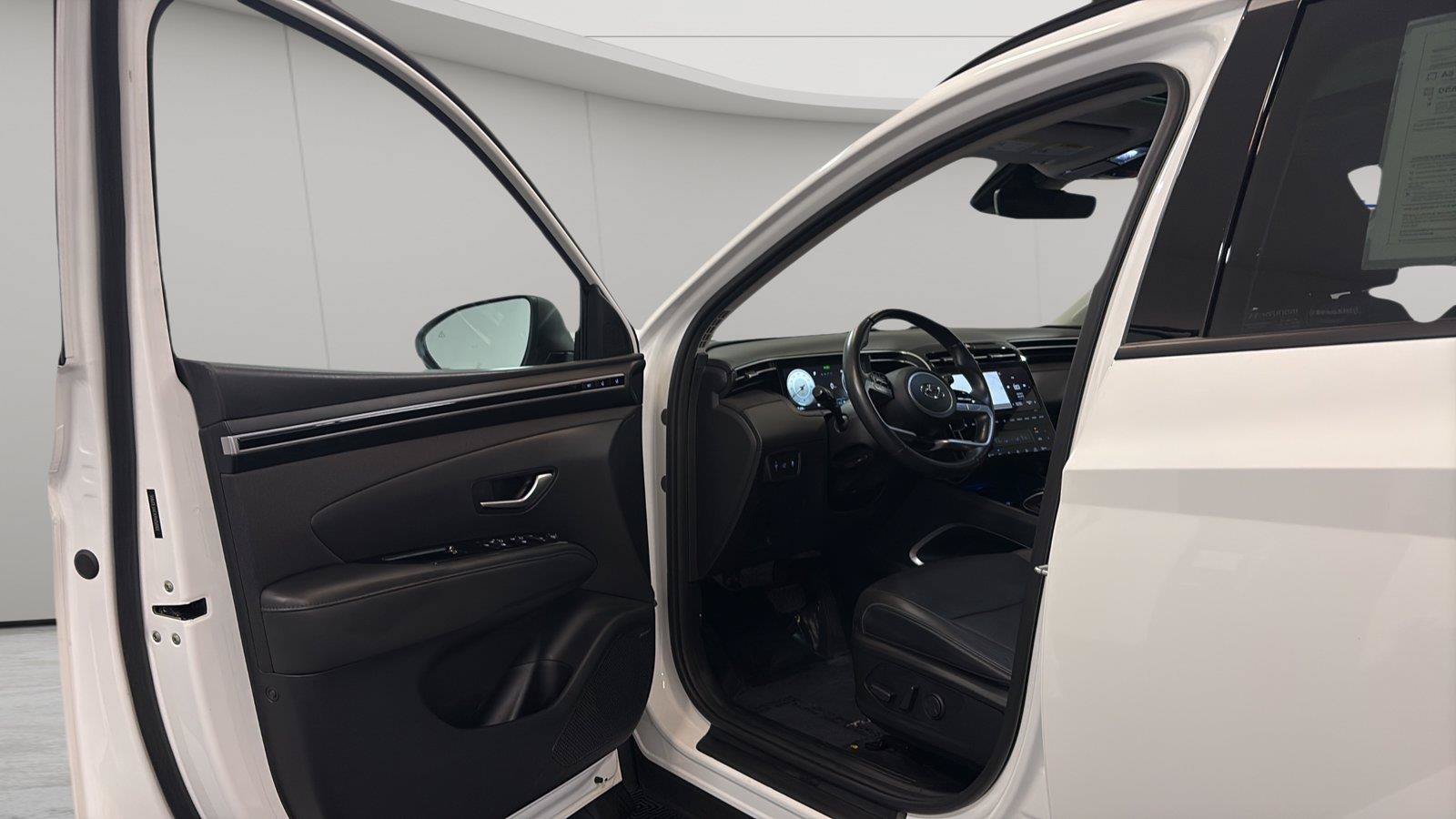 Used 2023 Hyundai Tucson Limited FWD image 23