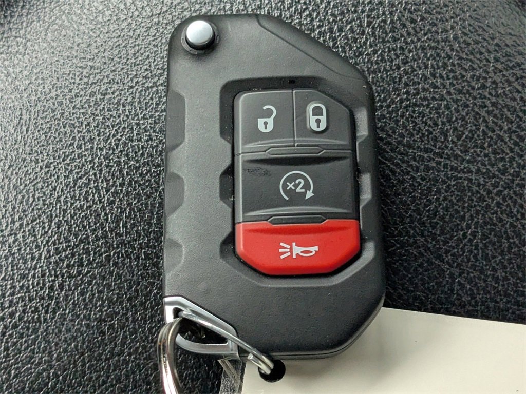 Used 2024 Jeep Gladiator Sport image 29