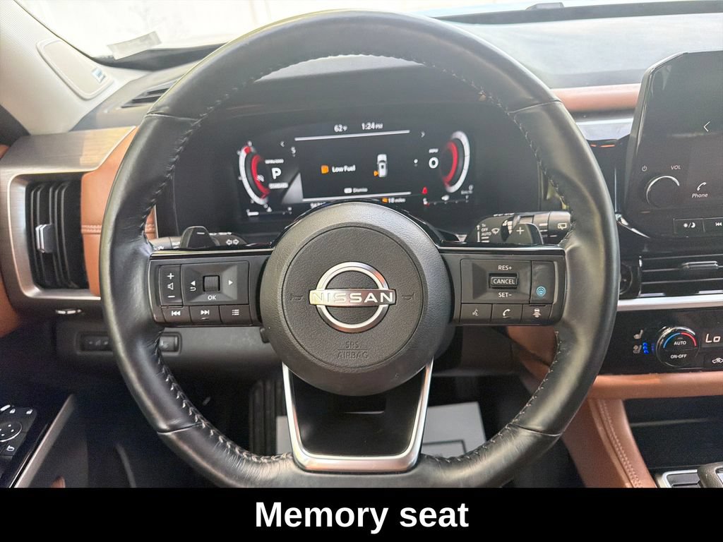 Used 2024 Nissan Pathfinder Platinum FWD image 18