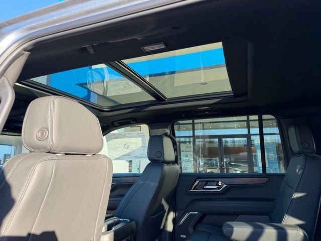 New 2026 GMC Yukon XL Denali w/ Sun & Power Step Package image 12