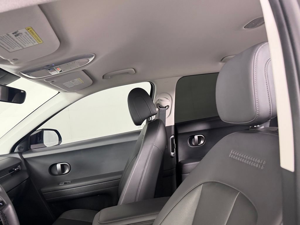 Used 2025 Hyundai Ioniq 5 SEL RWD image 21