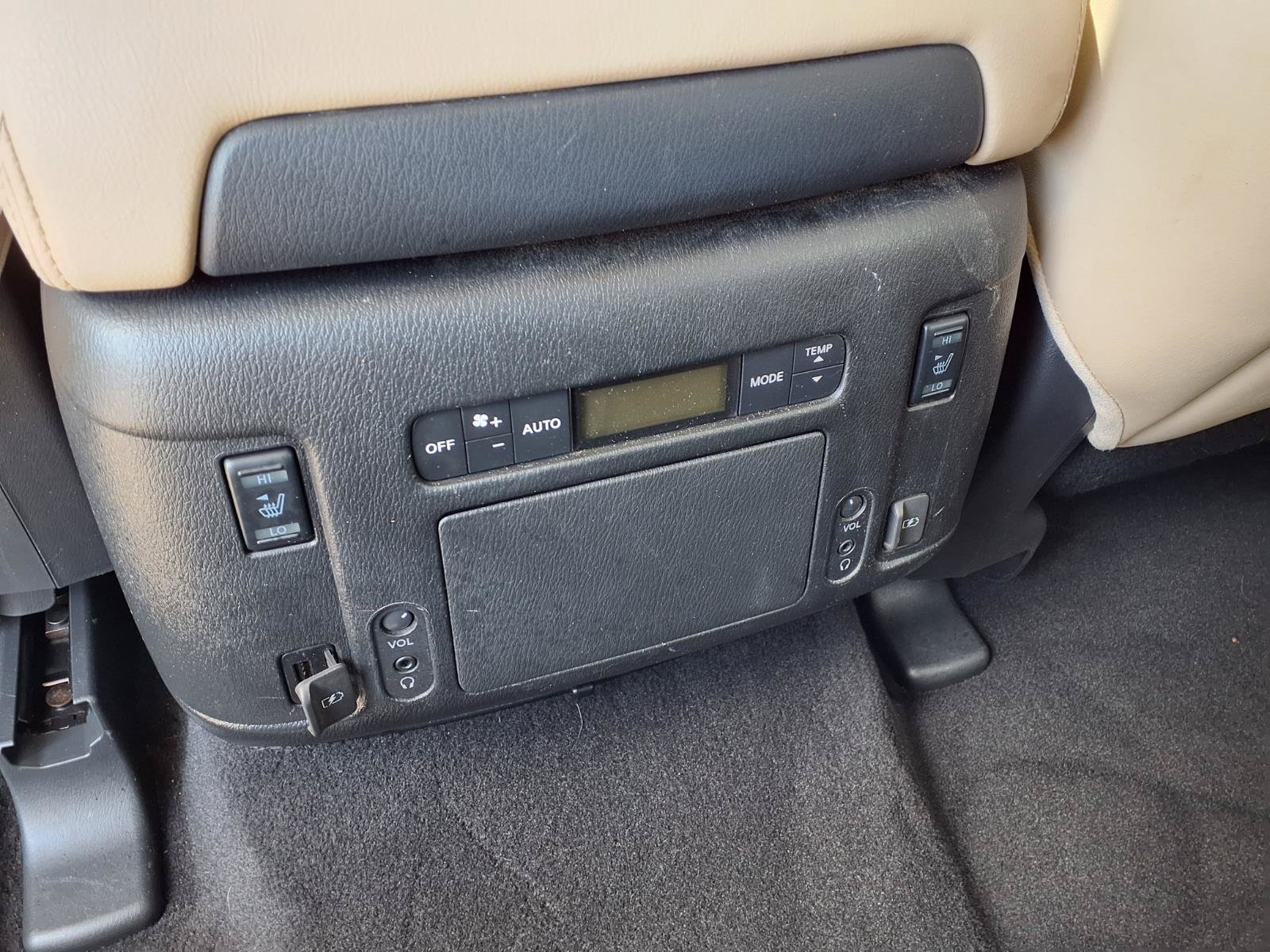 Used 2019 Nissan Armada Platinum w/ Captain's Chairs Package AWD/4WD image 25