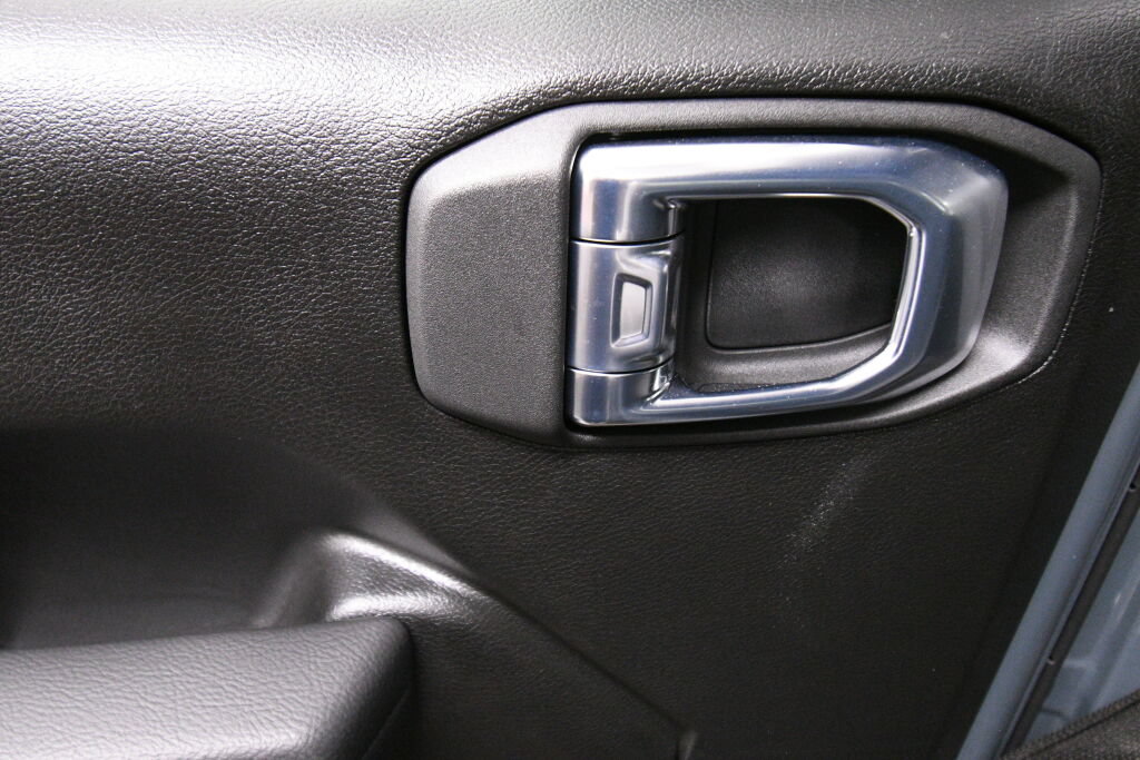 Used 2026 Jeep Wrangler Unlimited Sport AWD/4WD image 21