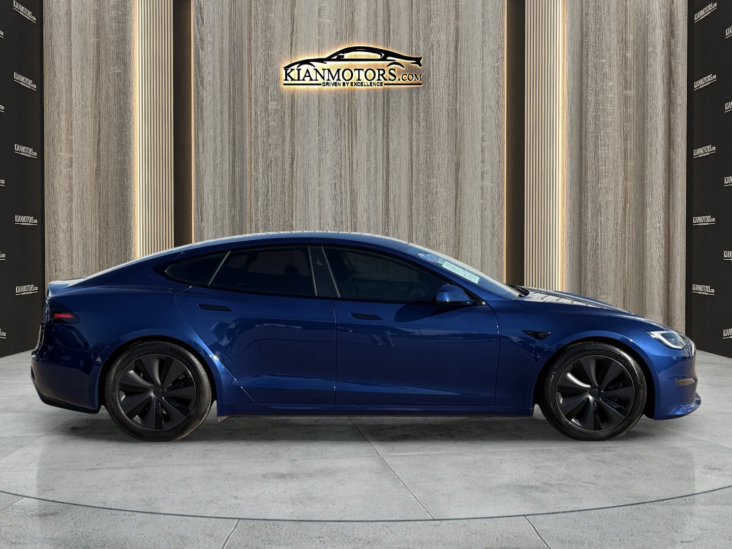 Used 2024 Tesla Model S AWD/4WD image 14