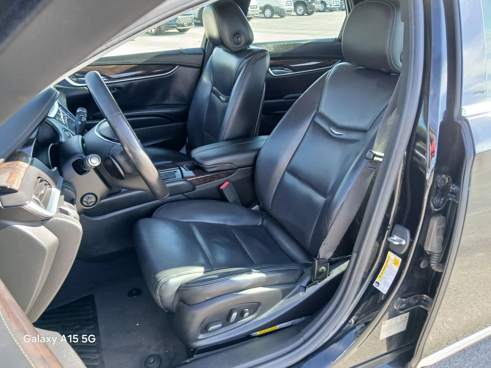 Used 2016 Cadillac XTS Luxury FWD image 16