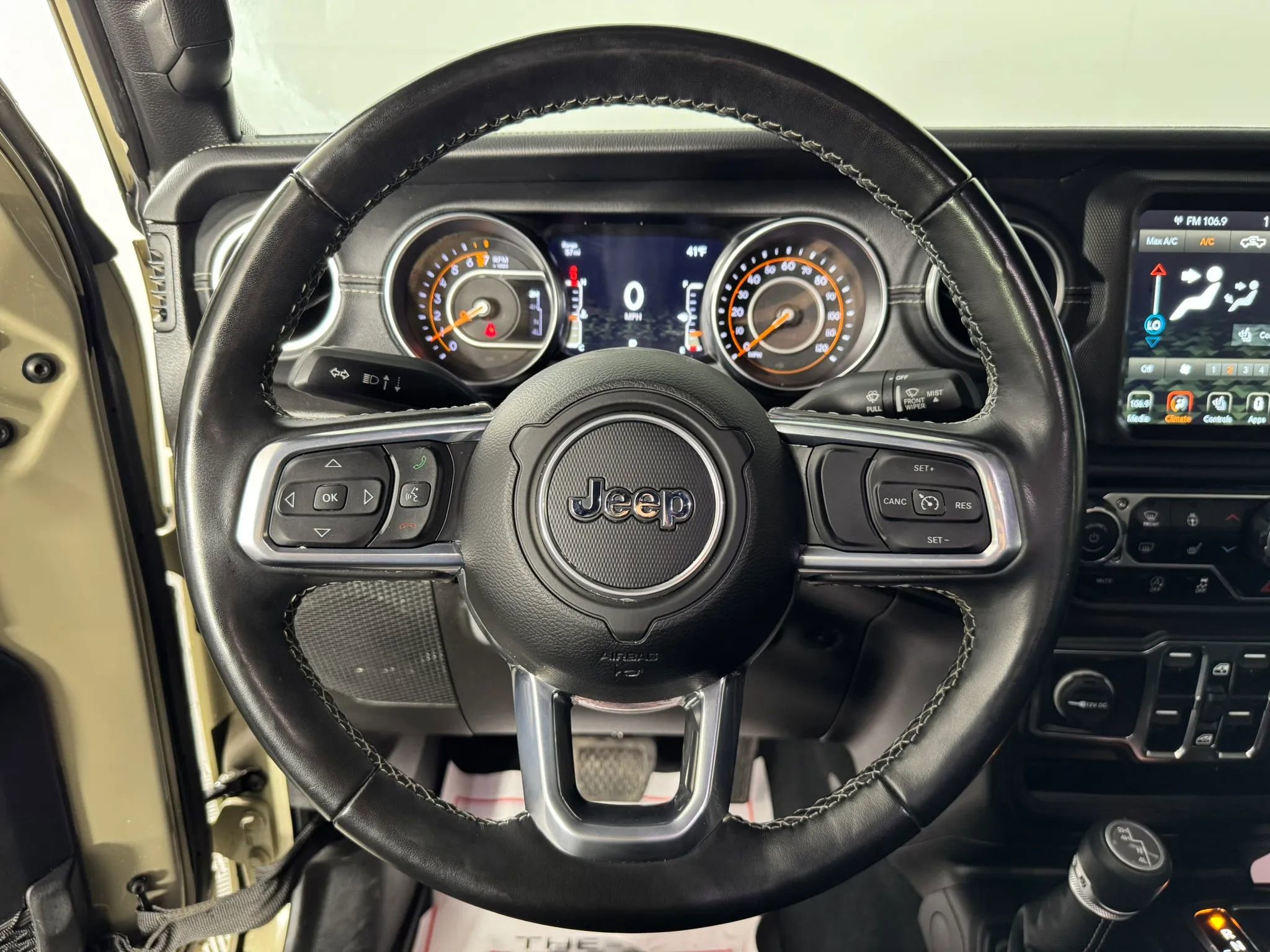 Used 2022 Jeep Gladiator Overland w/ Popular Equipment Package image 13