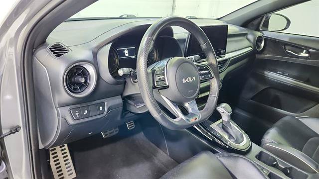 Used 2024 Kia Forte GT-Line w/ GT-Line Premium Package FWD image 10
