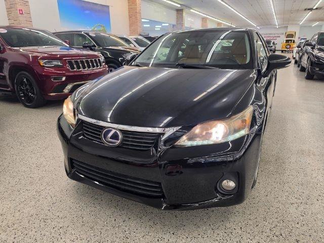 Used 2013 Lexus CT 200h w/ Seat Comfort Pkg FWD image 2