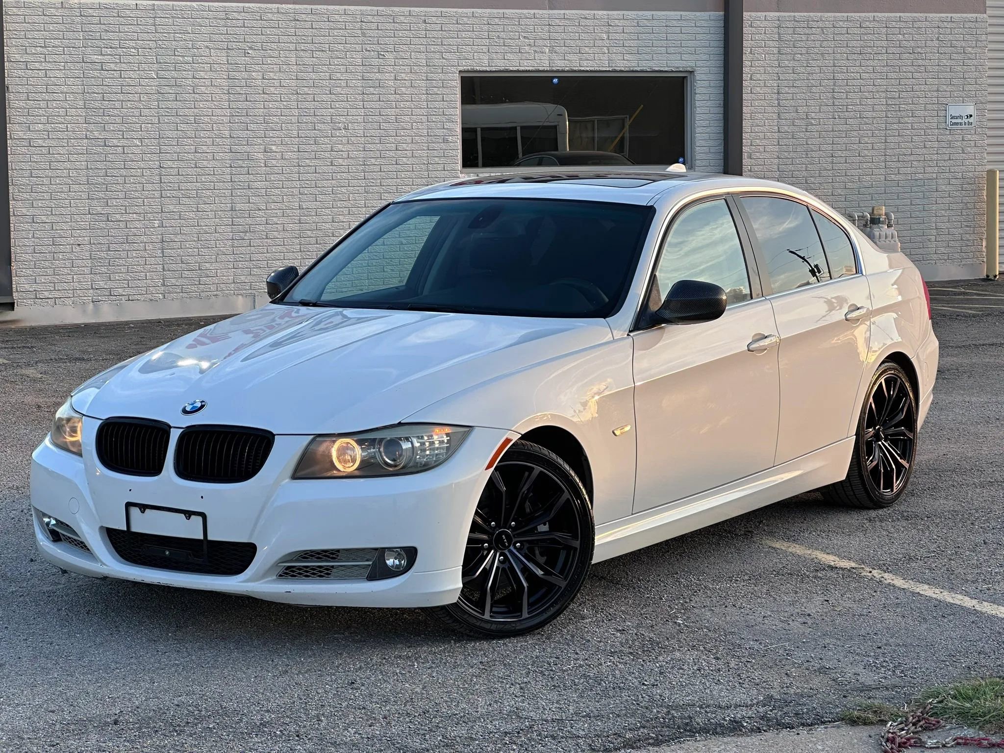Used 2011 BMW 335d Sedan image 2