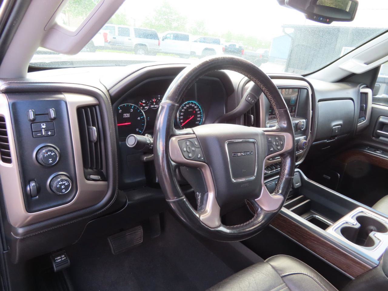 Used 2019 GMC Sierra 3500 Denali w/ Duramax Plus Package AWD/4WD image 33