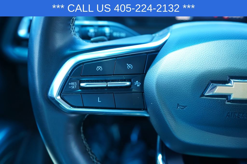Used 2025 Chevrolet Traverse LT FWD image 31