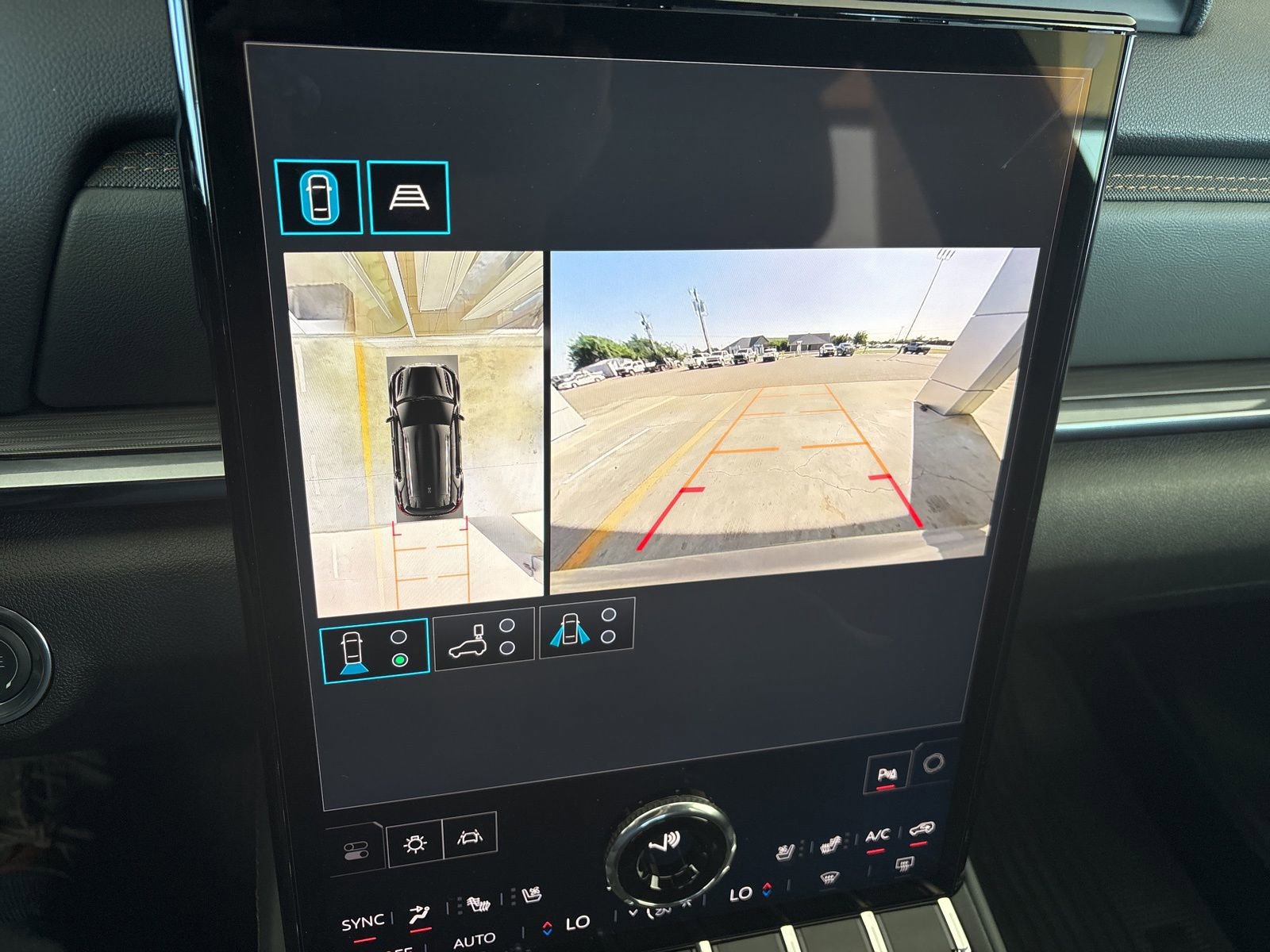 New 2026 GMC Terrain AT4 w/ Convenience Package III image 18