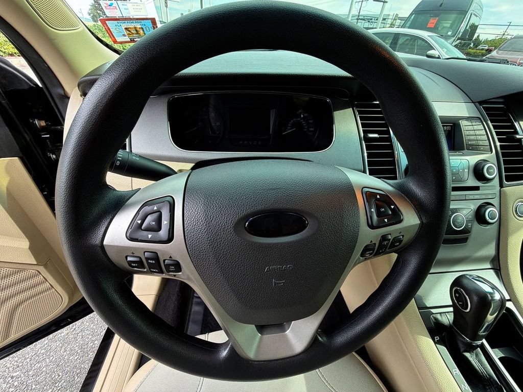 Used 2019 Ford Taurus SE FWD image 23