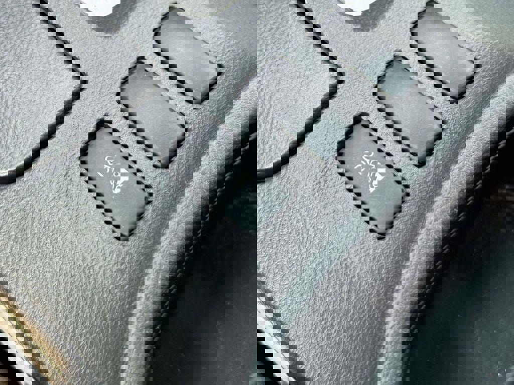 Used 2004 Toyota 4Runner SR5 image 12