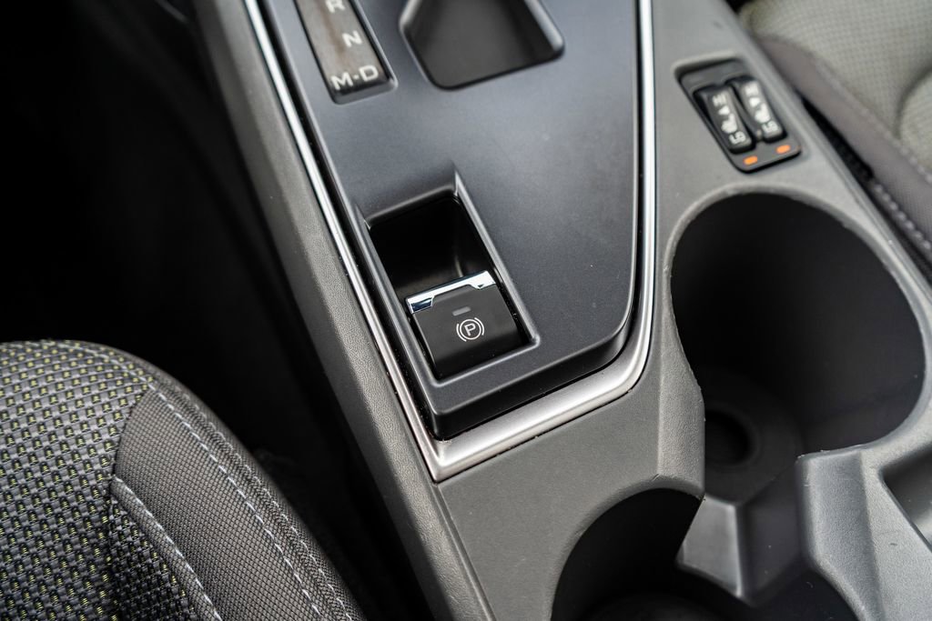 Used 2024 Subaru Crosstrek 2.0i Premium image 27