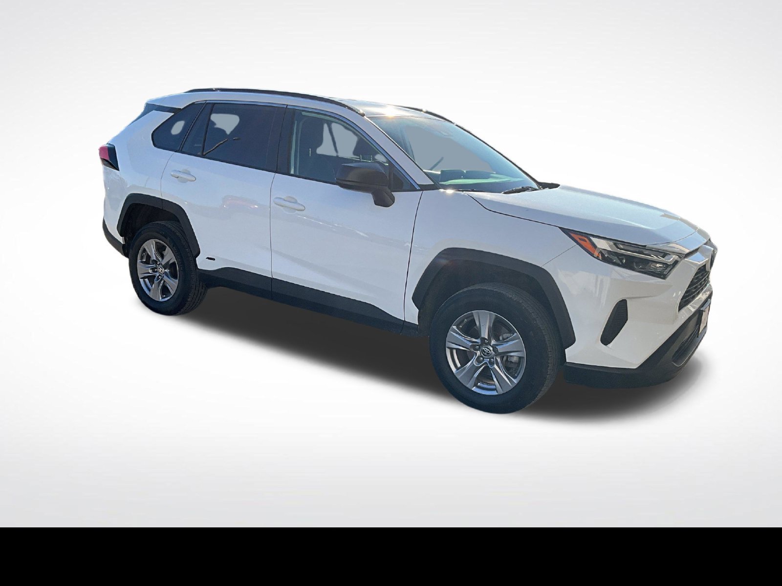 Used 2024 Toyota RAV4 LE AWD/4WD image 8