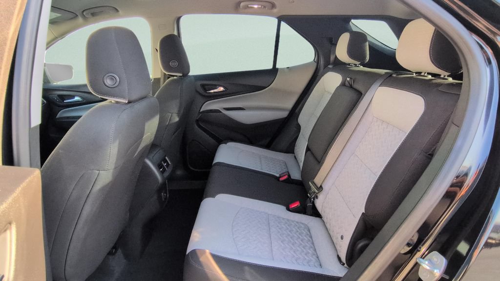 Used 2023 Chevrolet Equinox LS FWD image 10