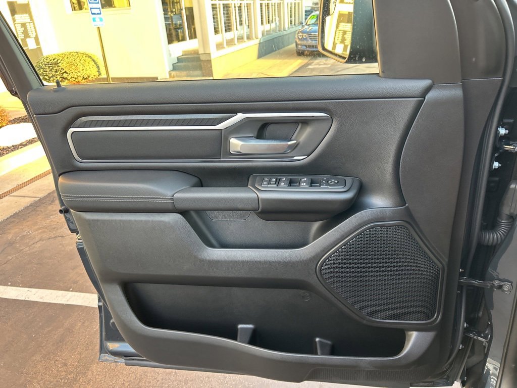 New 2025 RAM 1500 Big Horn AWD/4WD image 17