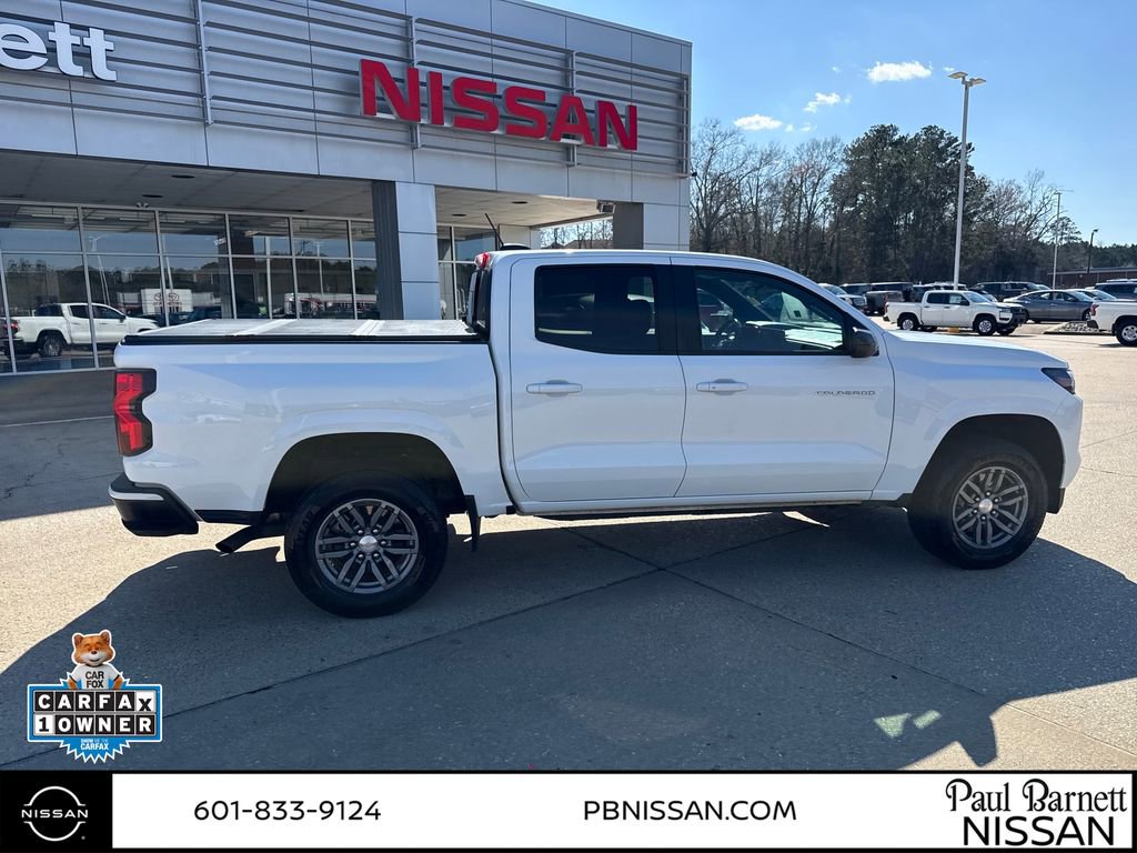 Used 2024 Chevrolet Colorado LT w/ LT Convenience Package image 9