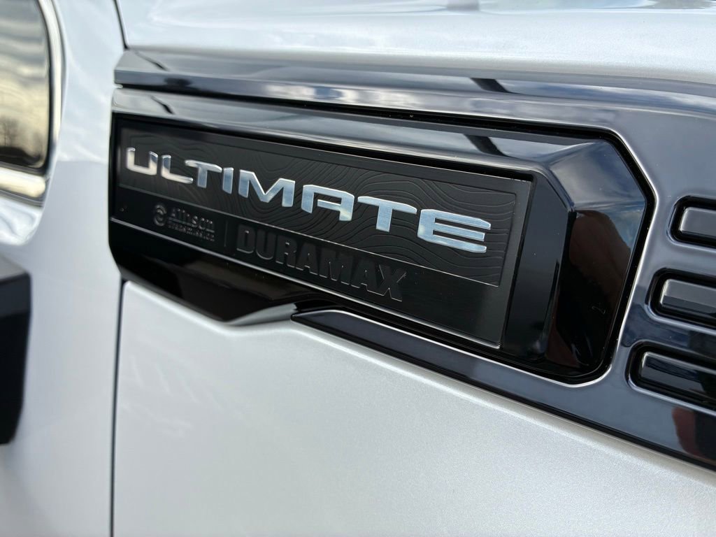Used 2024 GMC Sierra 3500 Denali Ultimate image 13