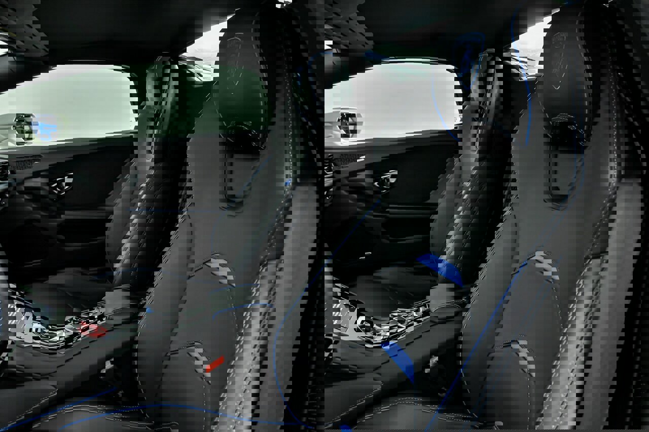 Used 2020 Lamborghini Huracan EVO image 25