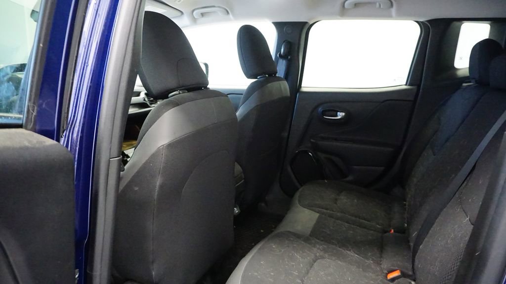 Used 2019 Jeep Renegade Altitude w/ Quick Order Package 2XM image 20