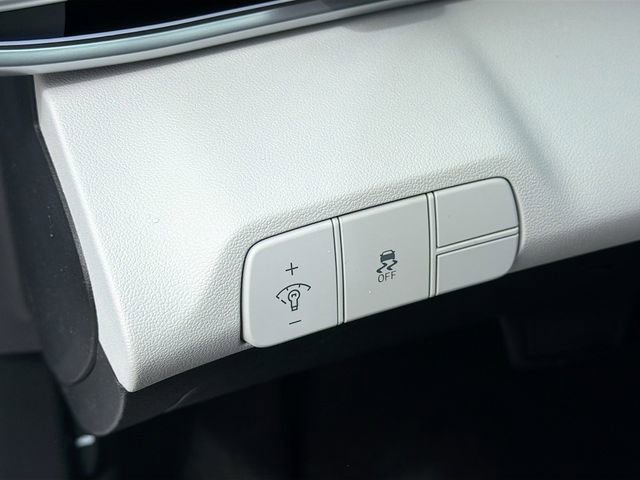 New 2026 Hyundai Elantra Limited image 10