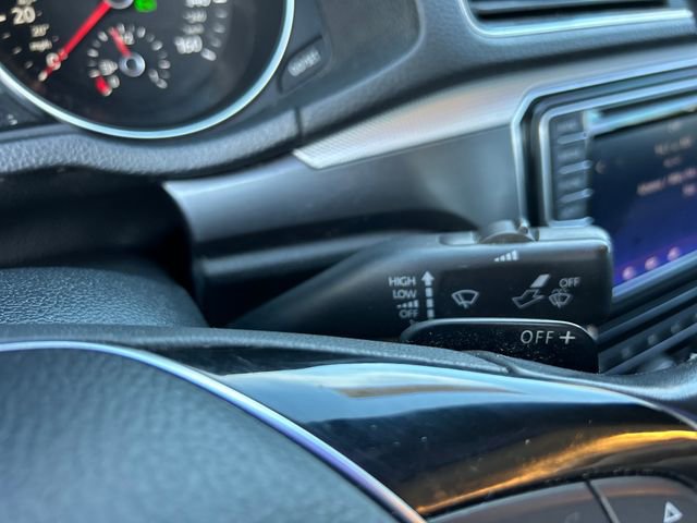 Used 2017 Volkswagen Passat 1.8T R-Line image 16