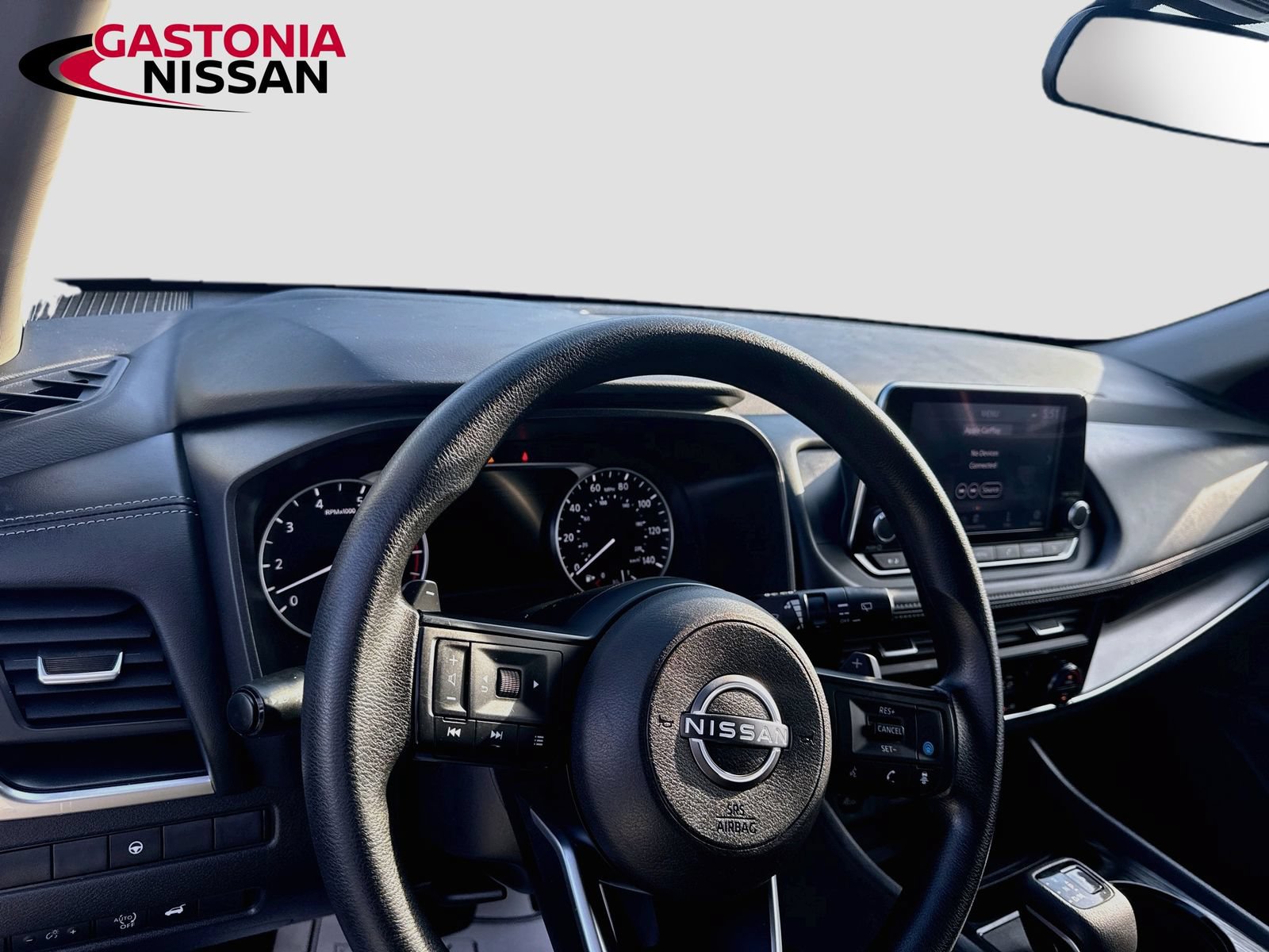 Used 2024 Nissan Rogue SV AWD/4WD image 11