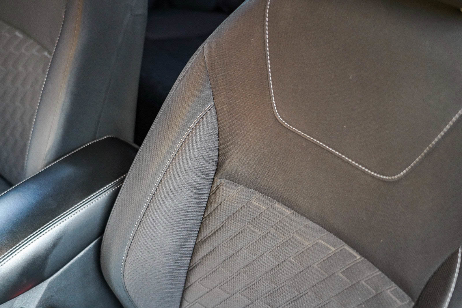 Used 2023 Nissan Kicks SV image 30