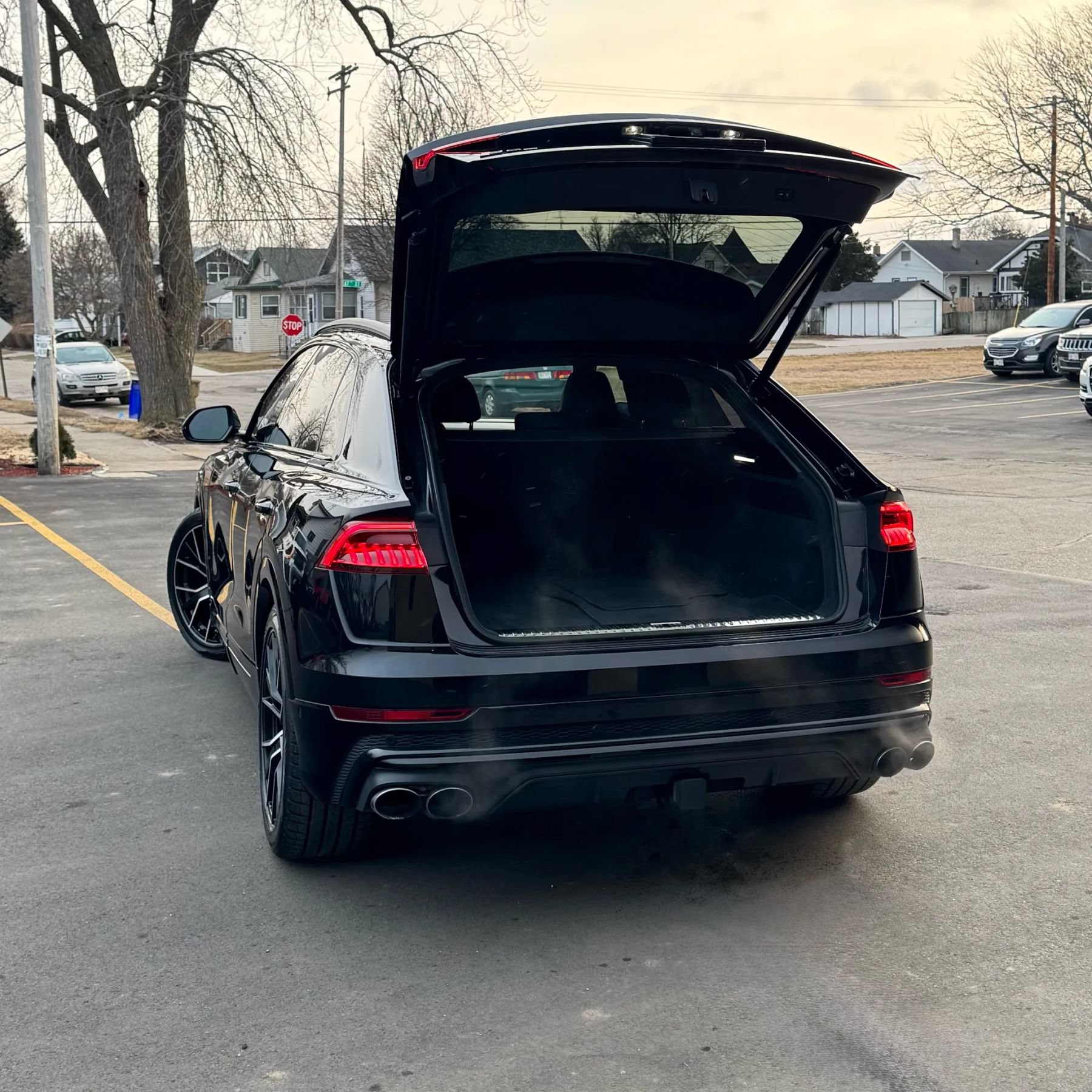Used 2021 Audi SQ8 Prestige AWD/4WD image 32