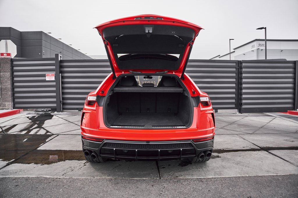 Used 2021 Lamborghini Urus image 17