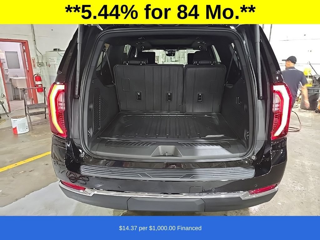 New 2026 GMC Yukon XL Elevation w/ Elevation Premium Package AWD/4WD image 13