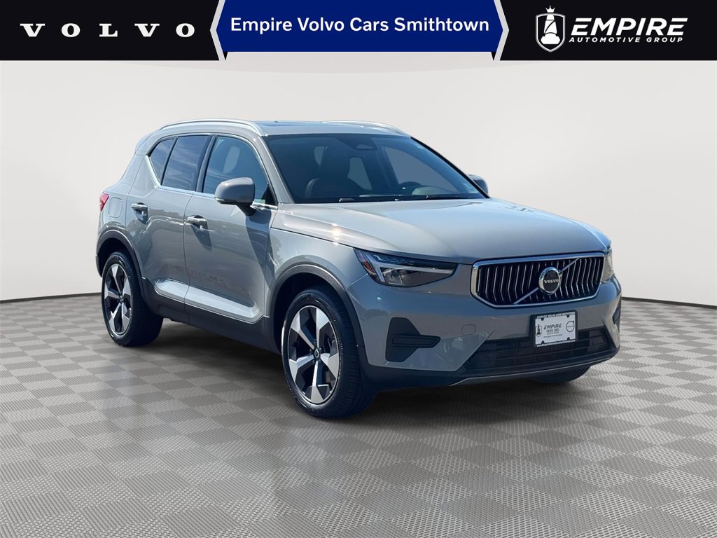 Certified 2025 Volvo XC40 B5 Core w/ Climate Package