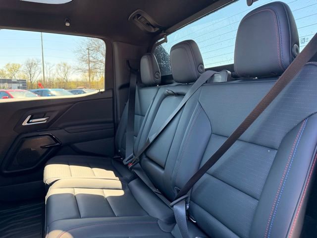 Used 2025 Chevrolet Silverado EV RST AWD/4WD image 15