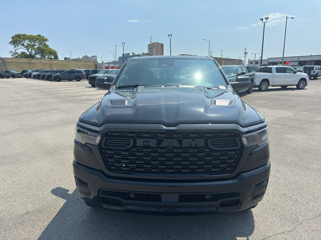 New 2026 RAM 1500 Express AWD/4WD image 4