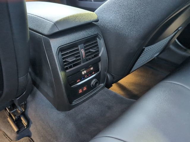 Used 2019 BMW 330i 330i w/ M Sport Package image 26