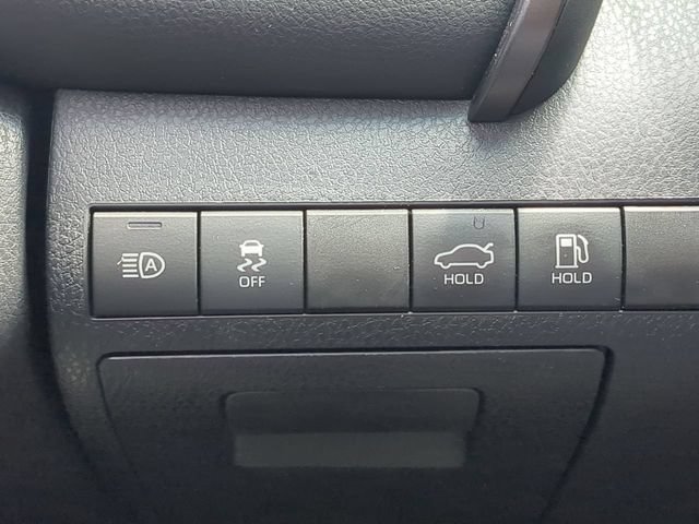 Used 2019 Toyota Camry LE FWD image 24