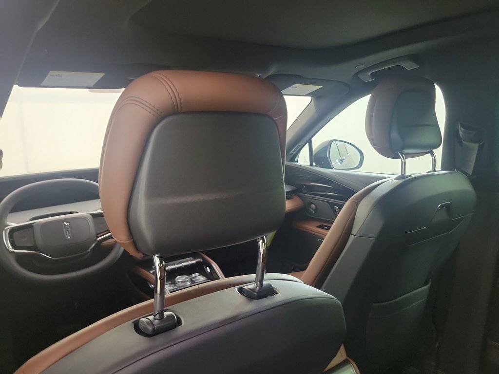 New 2026 Lincoln Nautilus Reserve AWD/4WD image 14