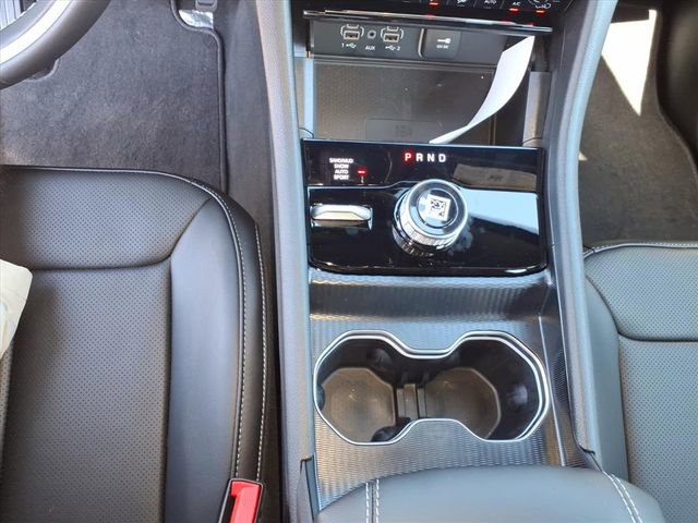 New 2025 Jeep Grand Cherokee L Limited w/ Luxury Tech Group II image 16