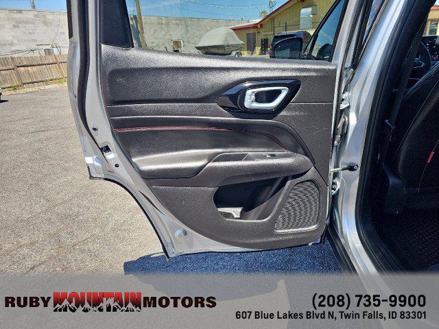 Used 2025 Jeep Compass Trailhawk AWD/4WD image 24