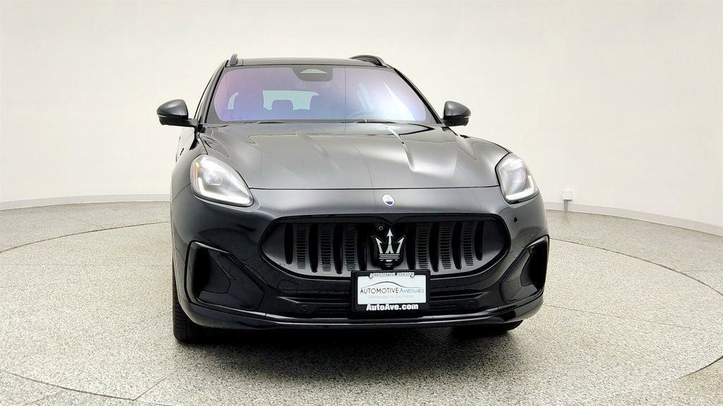 Used 2025 Maserati Grecale Folgore AWD/4WD image 2