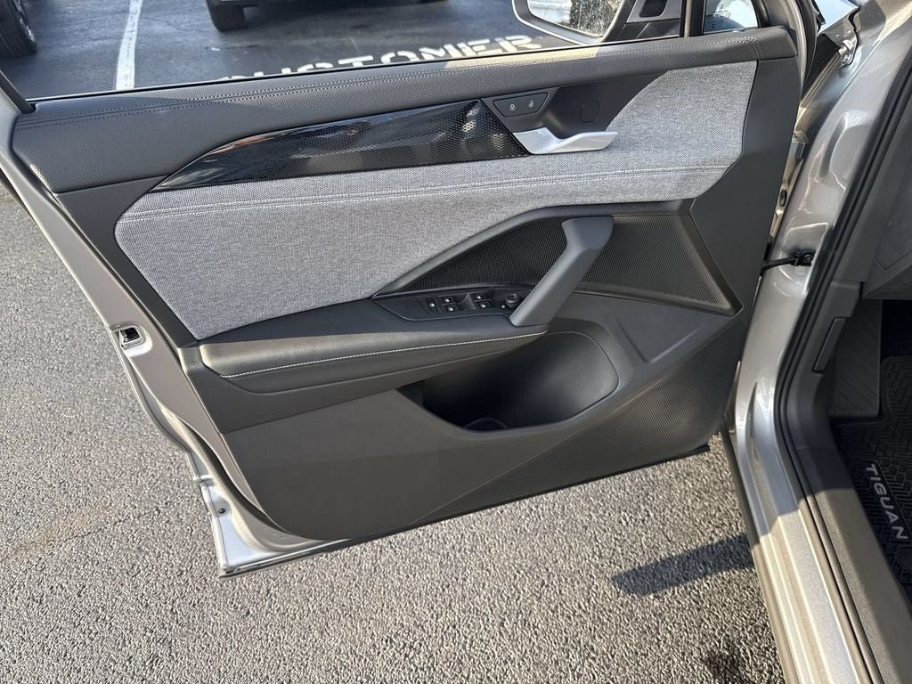 New 2026 Volkswagen Tiguan S FWD image 19