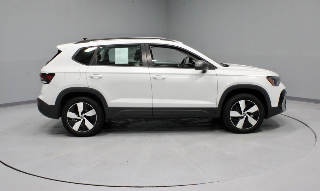 Used 2025 Volkswagen Taos S AWD/4WD image 12