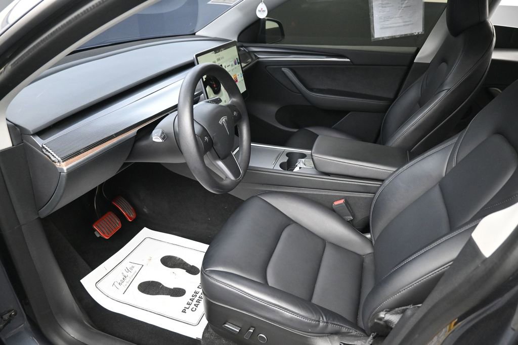 Used 2023 Tesla Model Y Long Range AWD/4WD image 26