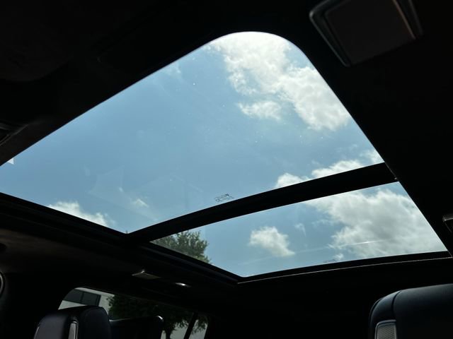 Used 2023 Cadillac Escalade ESV Sport Platinum image 25