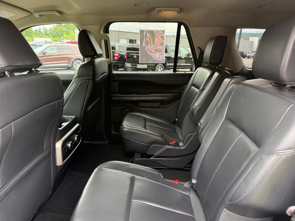 Certified 2024 Ford Expedition XLT AWD/4WD image 7