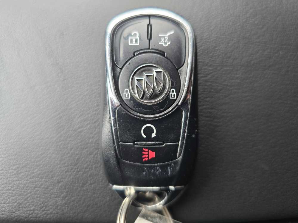 Used 2017 Buick Envision Premium image 21