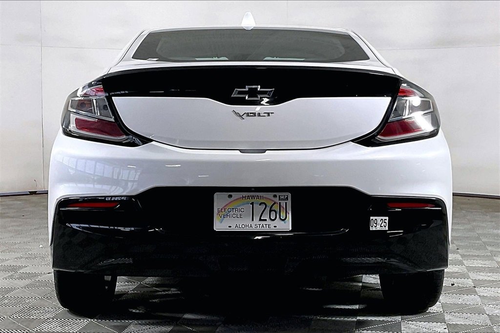 Used 2018 Chevrolet Volt LT w/ Comfort Package image 3