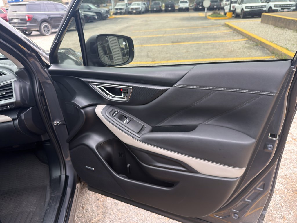 Used 2022 Subaru Forester Limited image 14
